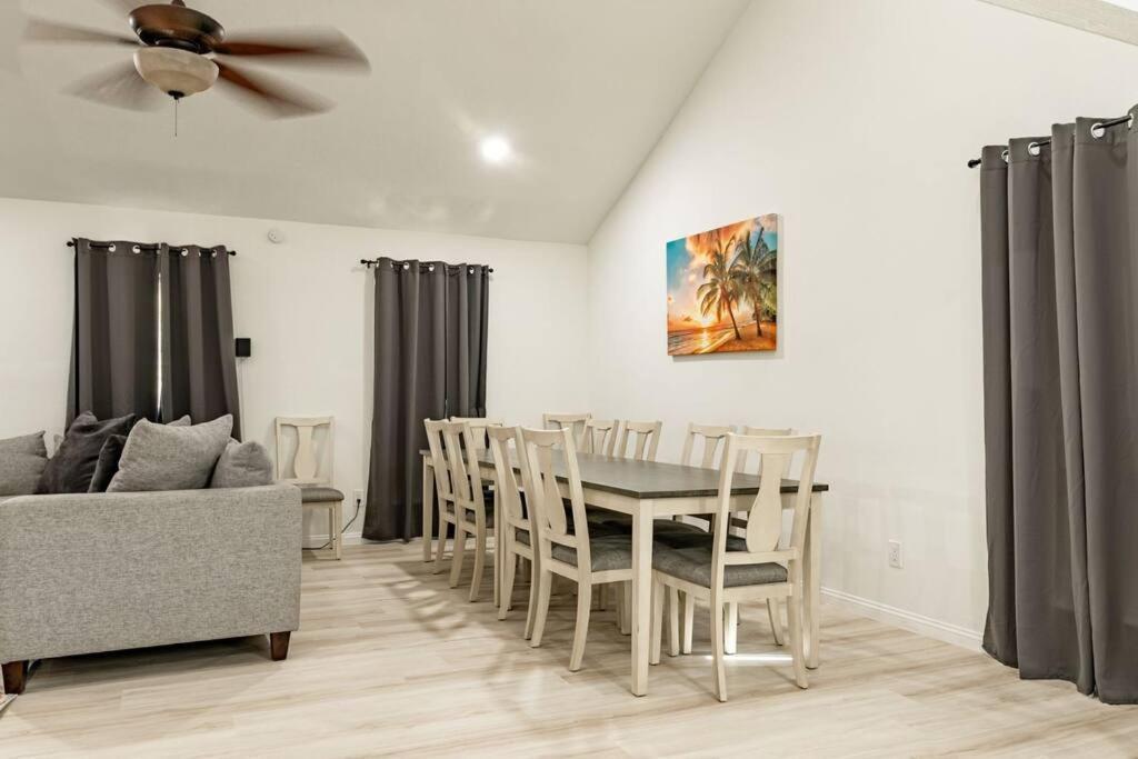 Roomy Home 5 Mins From Attractions 加尔维斯敦 外观 照片