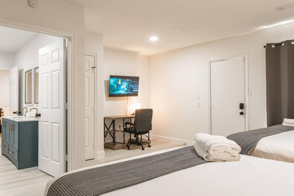 Roomy Home 5 Mins From Attractions 加尔维斯敦 外观 照片
