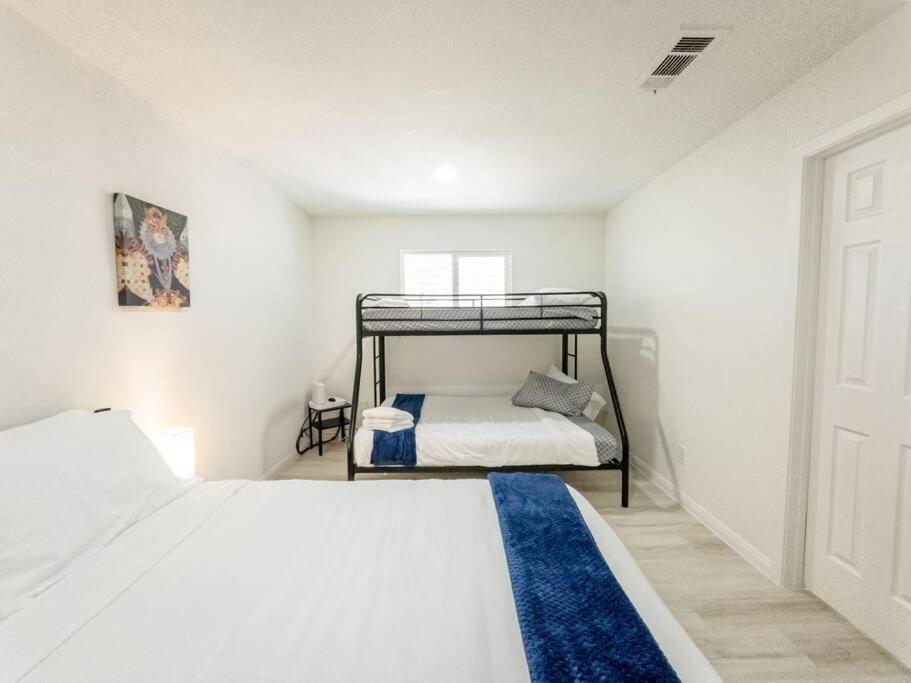 Roomy Home 5 Mins From Attractions 加尔维斯敦 外观 照片